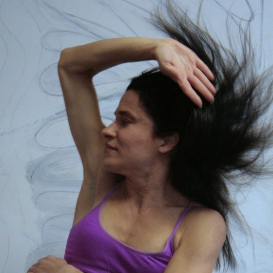 Kristen Mangione, conscious dancer, choreographer, teacher and healing artist, discover the body in a safe environment