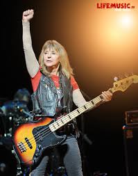 Rock Queen Suzi Quatro special guest on The Ray Shasho Show